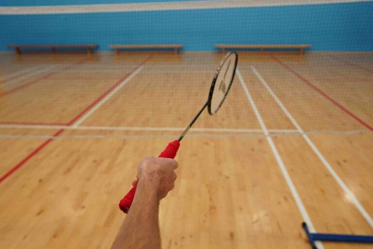 how to play a cross court net shot in badminton step by step with pictures 30