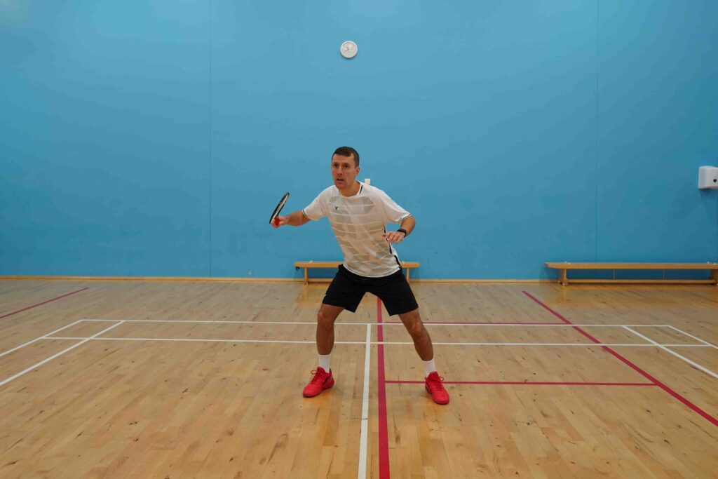 master the jump out smash in badminton a complete tutorial 2