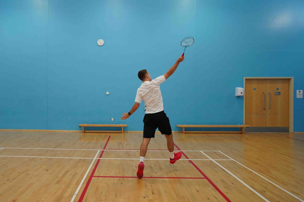 the 5 types of smashes in badminton how to do them 3